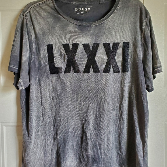 Guess - Picture 2 of 4